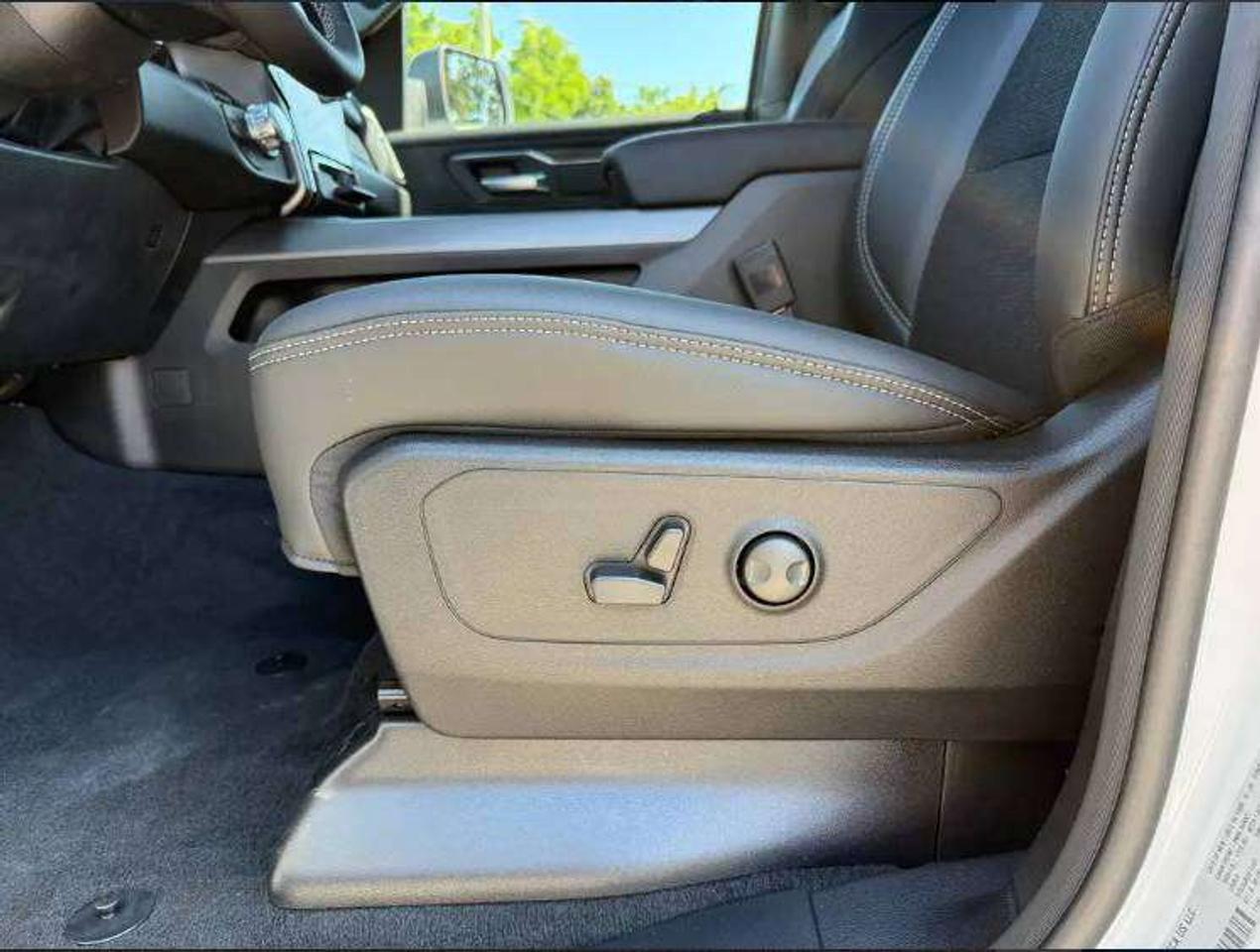2025 RAM 1500 3.5" READYLIFT | 35'' TIRES | Photo