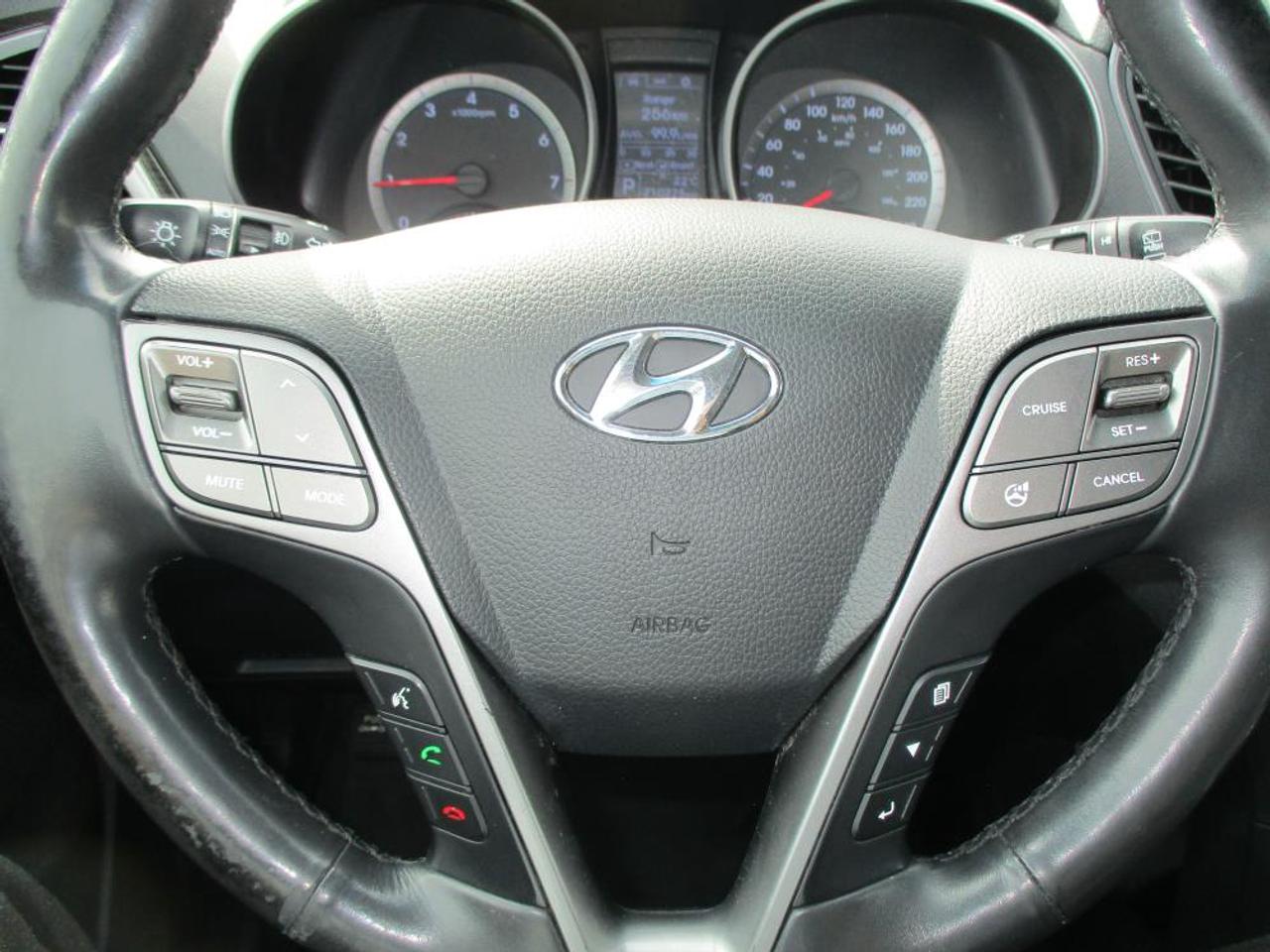 2016 Hyundai Santa Fe XL PREMIUM AWD Photo