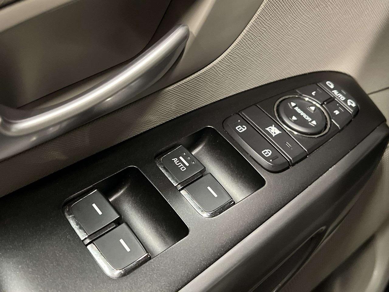 2020 Kia Sedona 7-PASS | HTD SEATS | CARPLAY | CRUISE | BLUETOOTH Photo