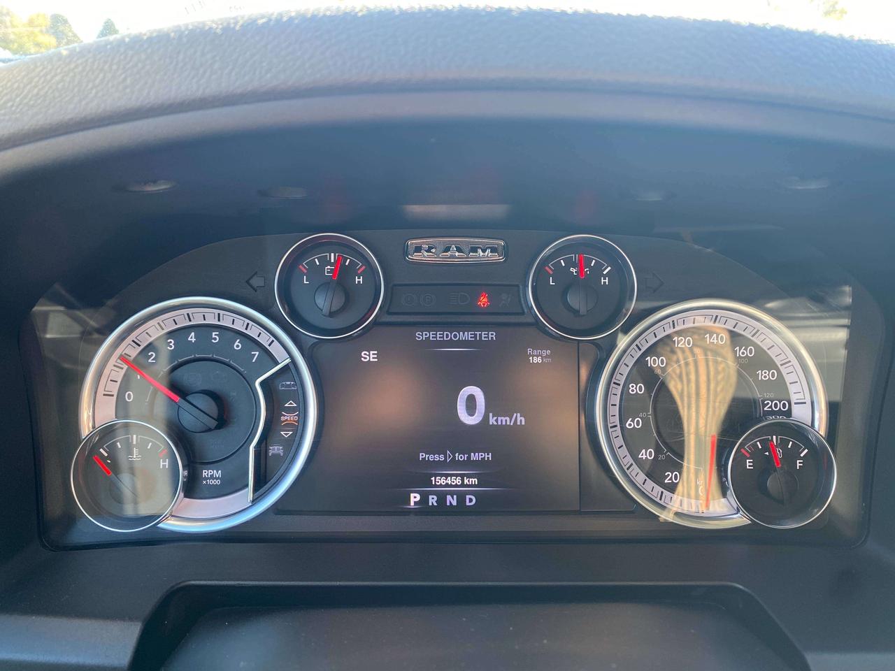 2020 RAM 1500 EXPRESS, 4X4, CLEAN CARFAX,REMOTE START, 5.7L! - Photo #14