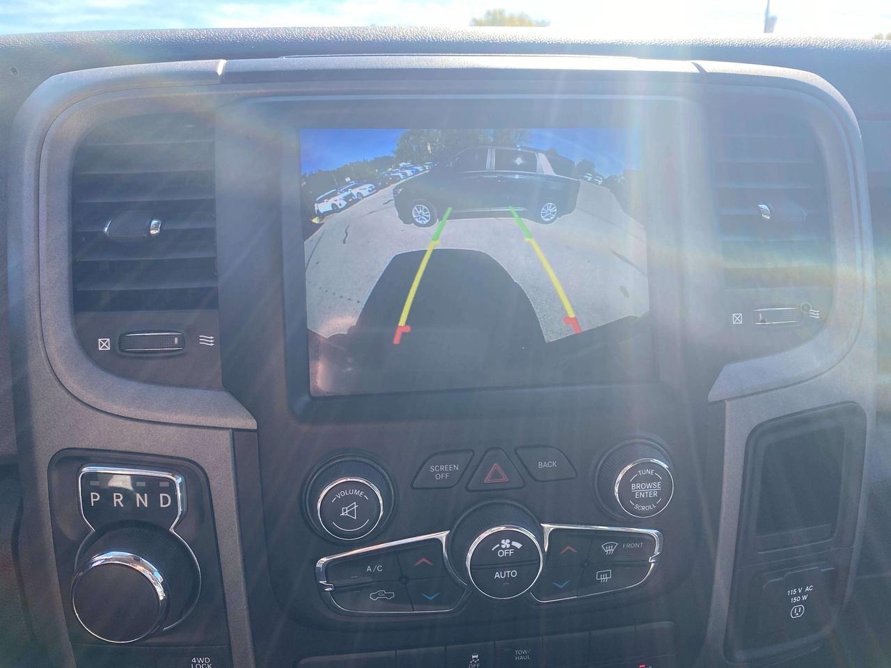 2020 RAM 1500 EXPRESS, 4X4, CLEAN CARFAX,REMOTE START, 5.7L! Photo