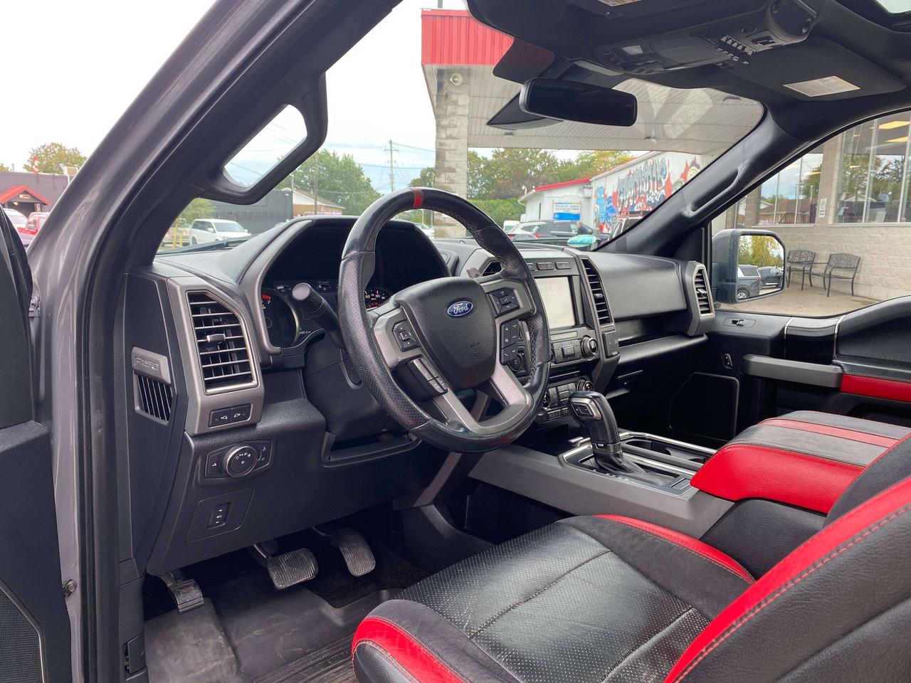 2018 Ford F-150 CLEAN CARFAX, SUNROOF, REMOTE START! Photo