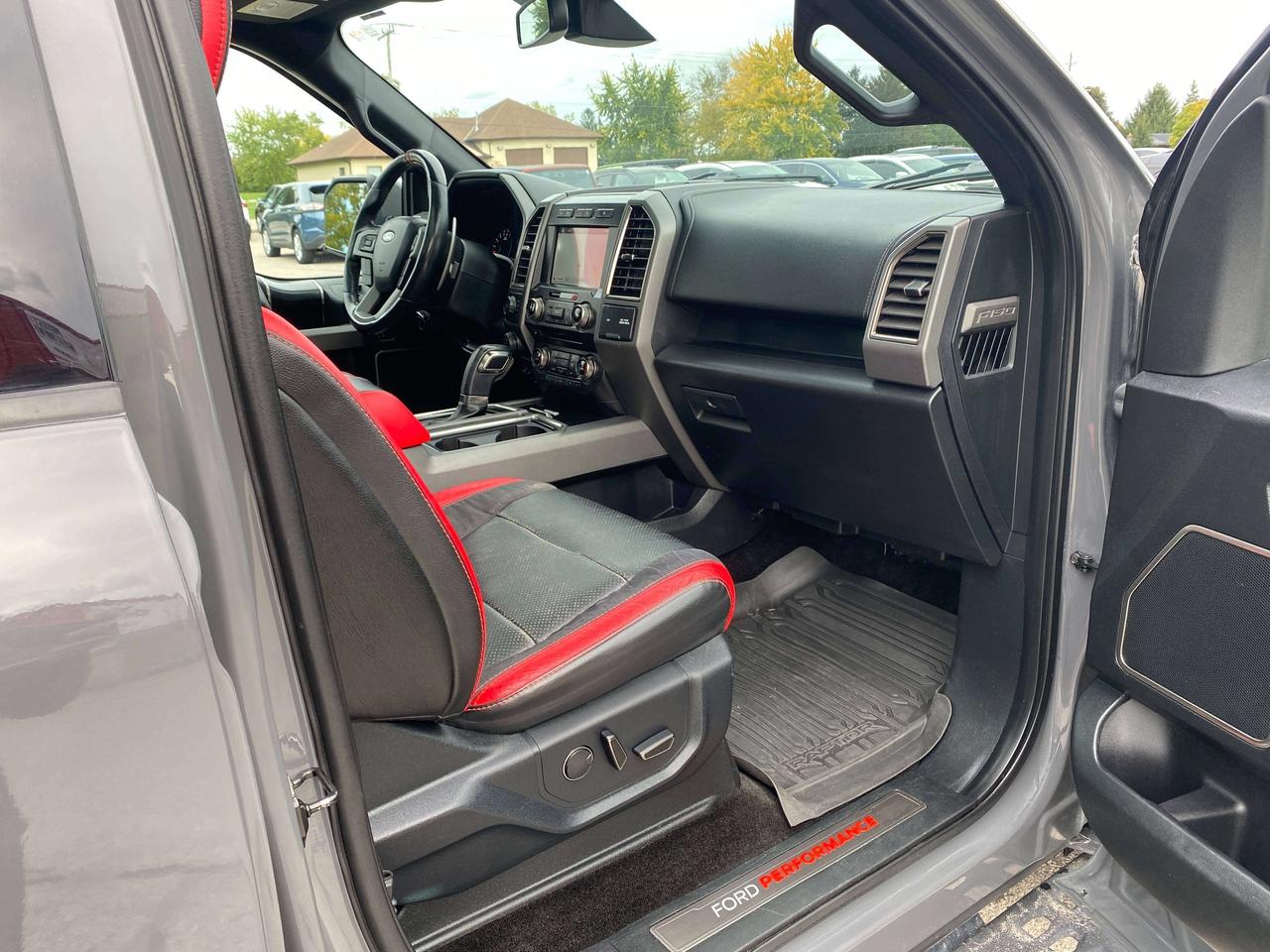 2018 Ford F-150 CLEAN CARFAX, SUNROOF, REMOTE START! Photo