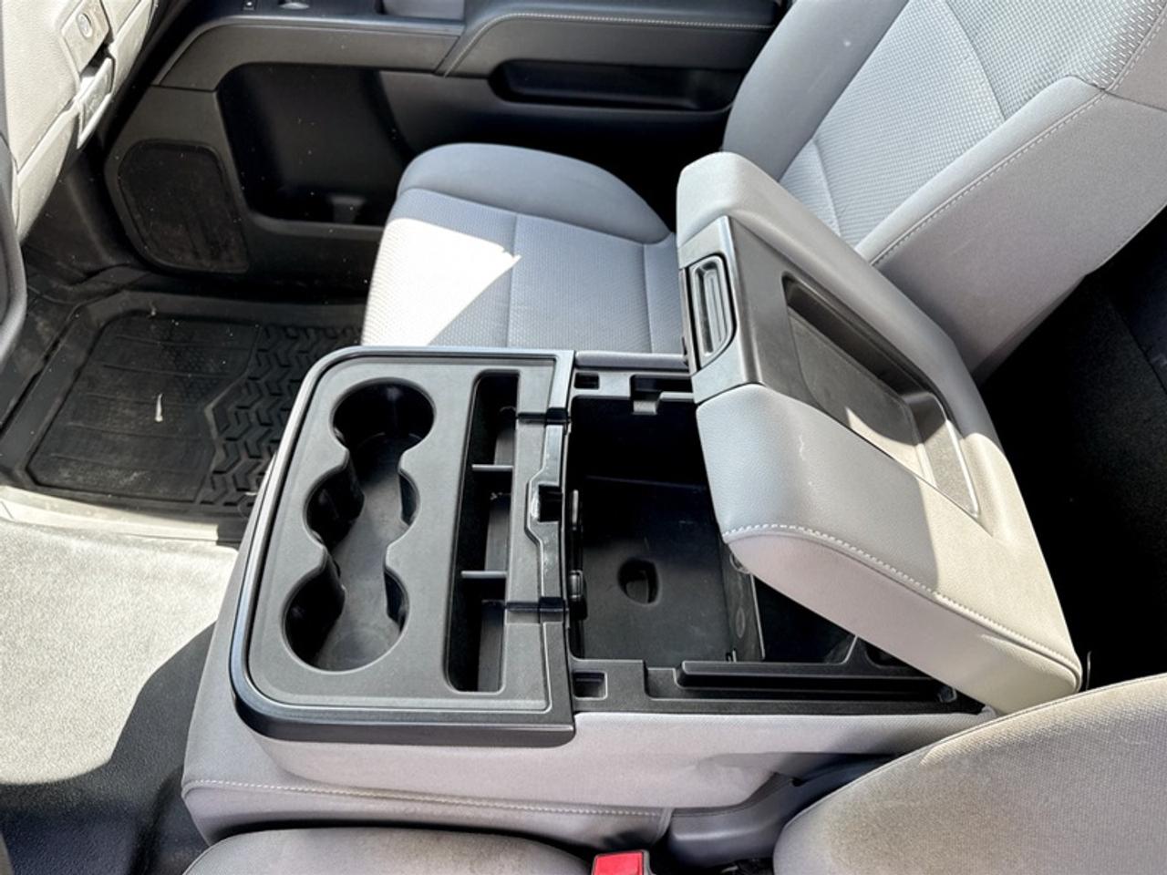 2014 GMC Sierra 1500 **VERY LOW KMS** Photo