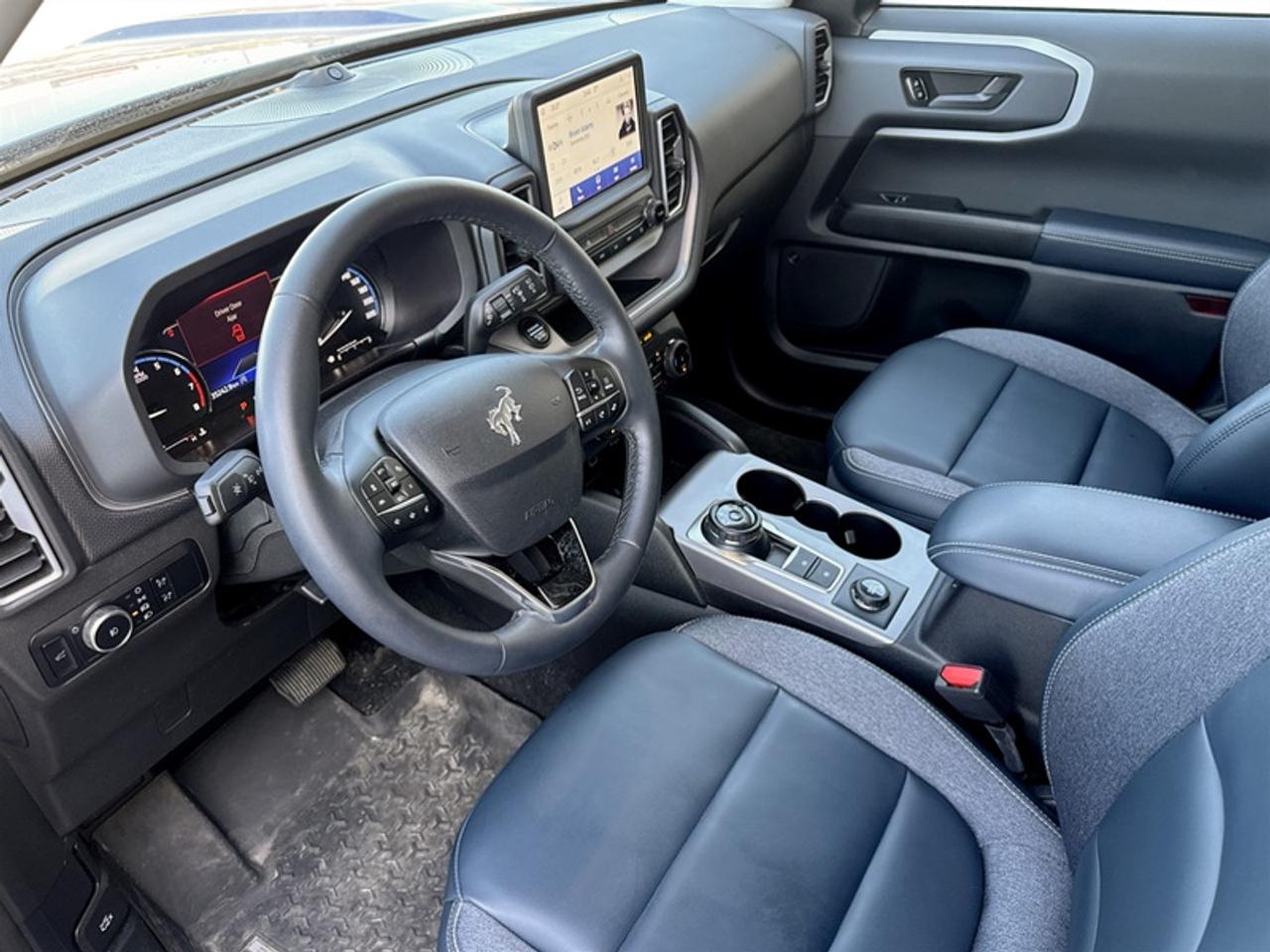2024 Ford Bronco Sport Outer Banks w/Tech Pkg Photo