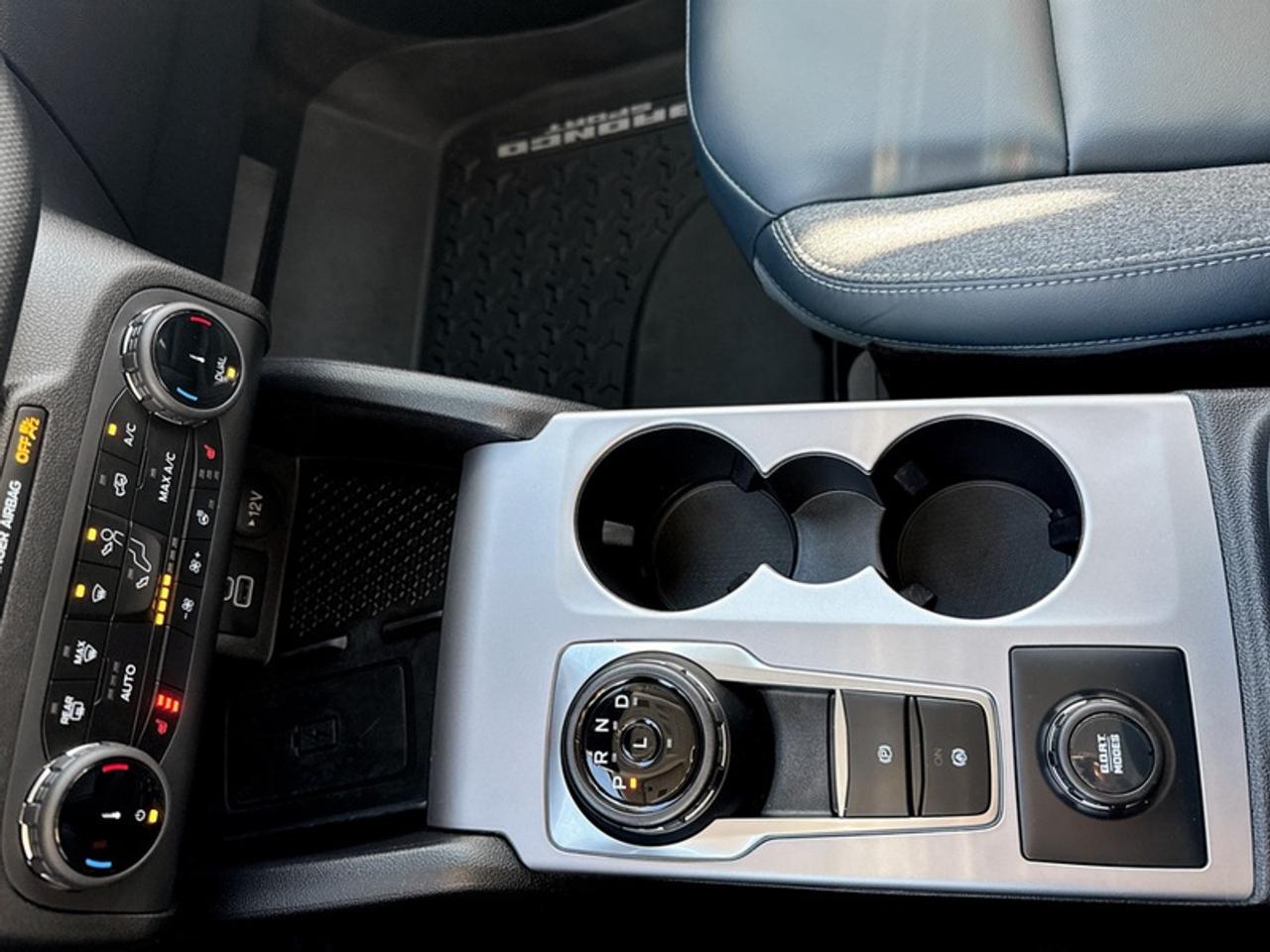 2024 Ford Bronco Sport Outer Banks w/Tech Pkg  *CLEAN CARFAX* Photo