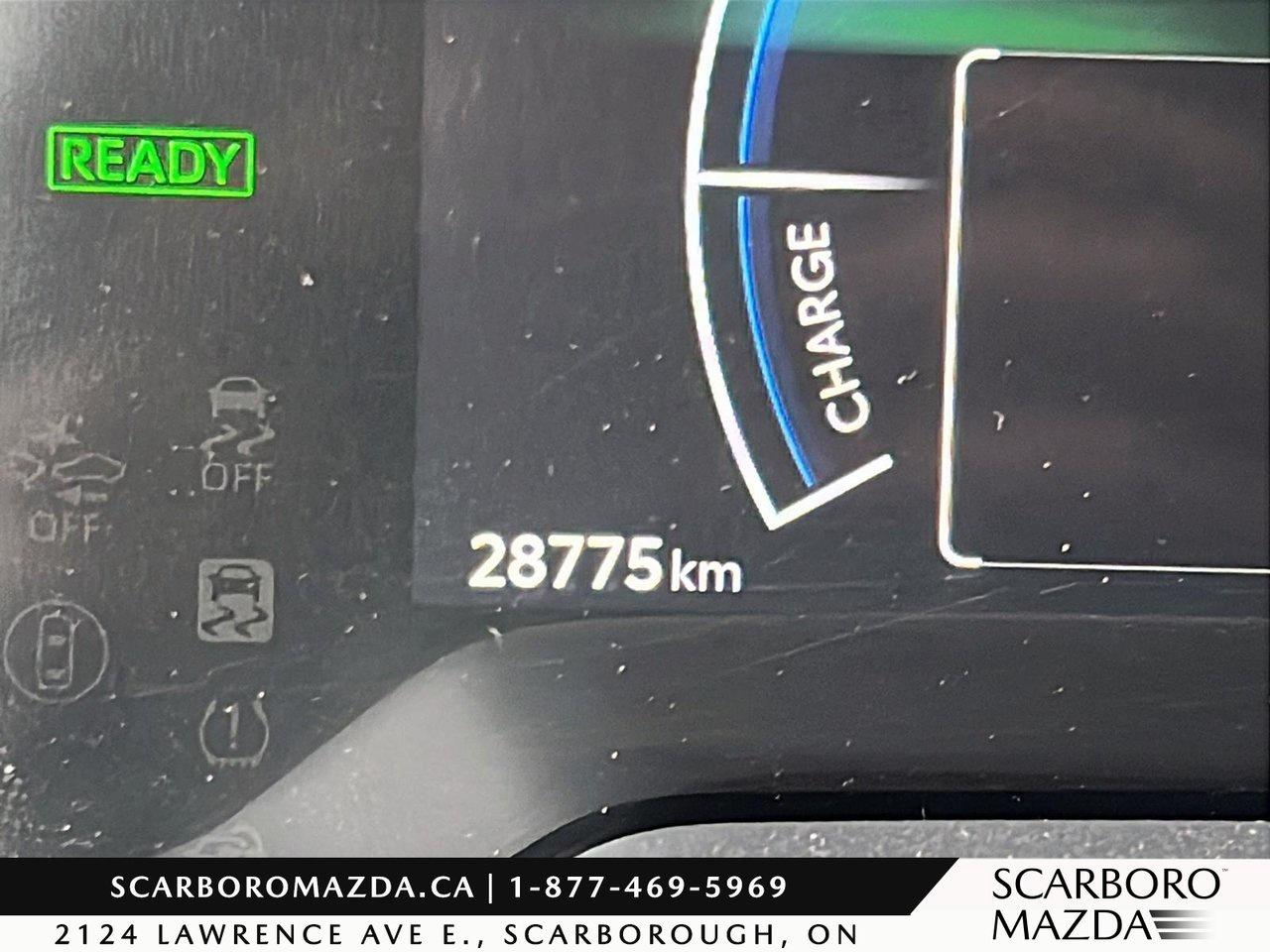 2025 Toyota Corolla Hybrid LE Photo