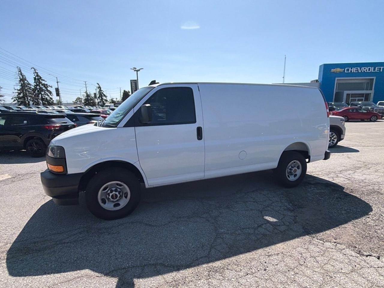 2025 GMC Savana Cargo Van 2500 135  -  Power Windows Photo2