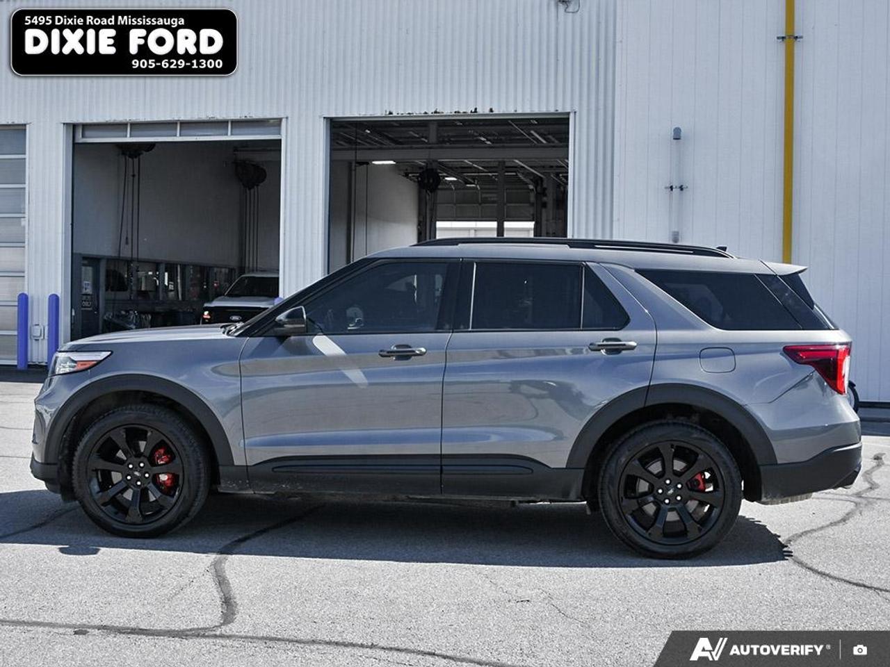 2024 Ford Explorer ST Photo