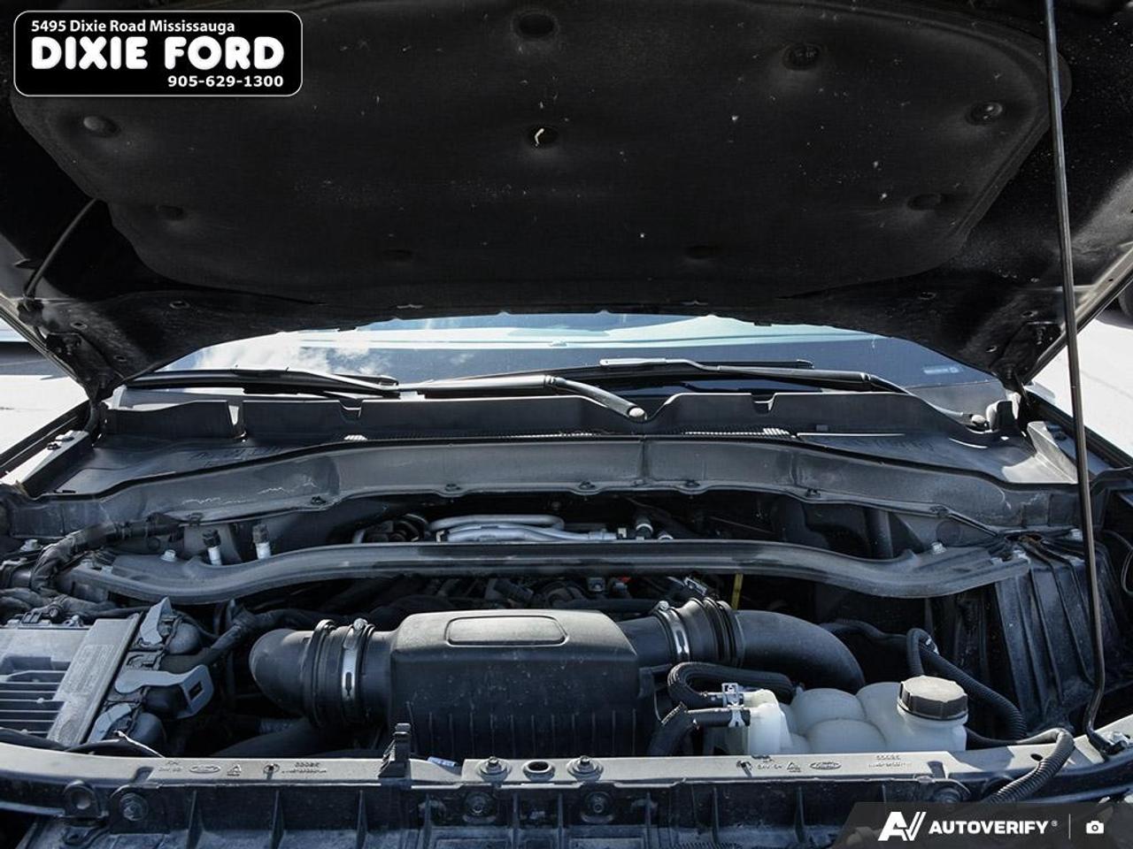 2024 Ford Explorer ST Photo