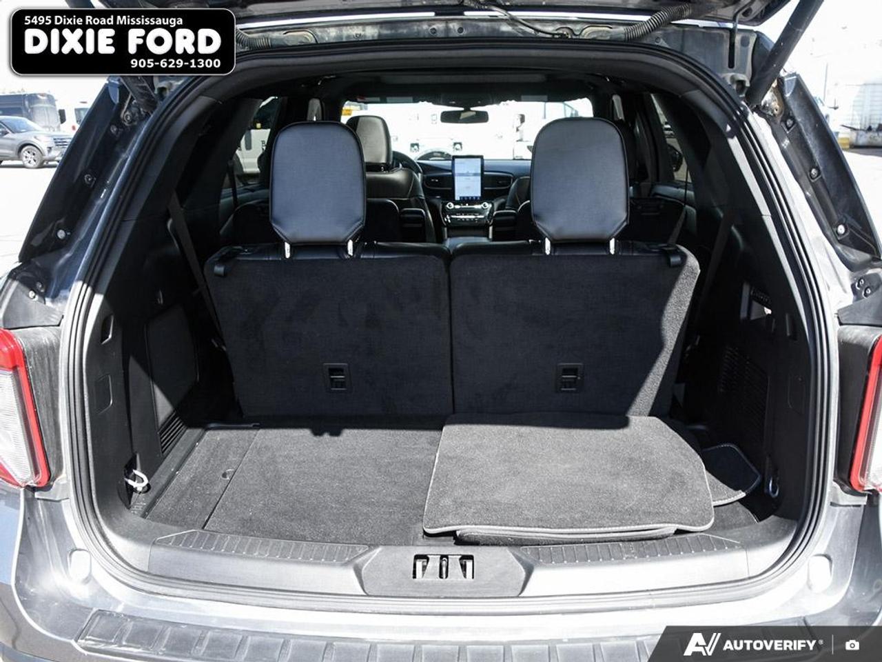 2024 Ford Explorer ST Photo