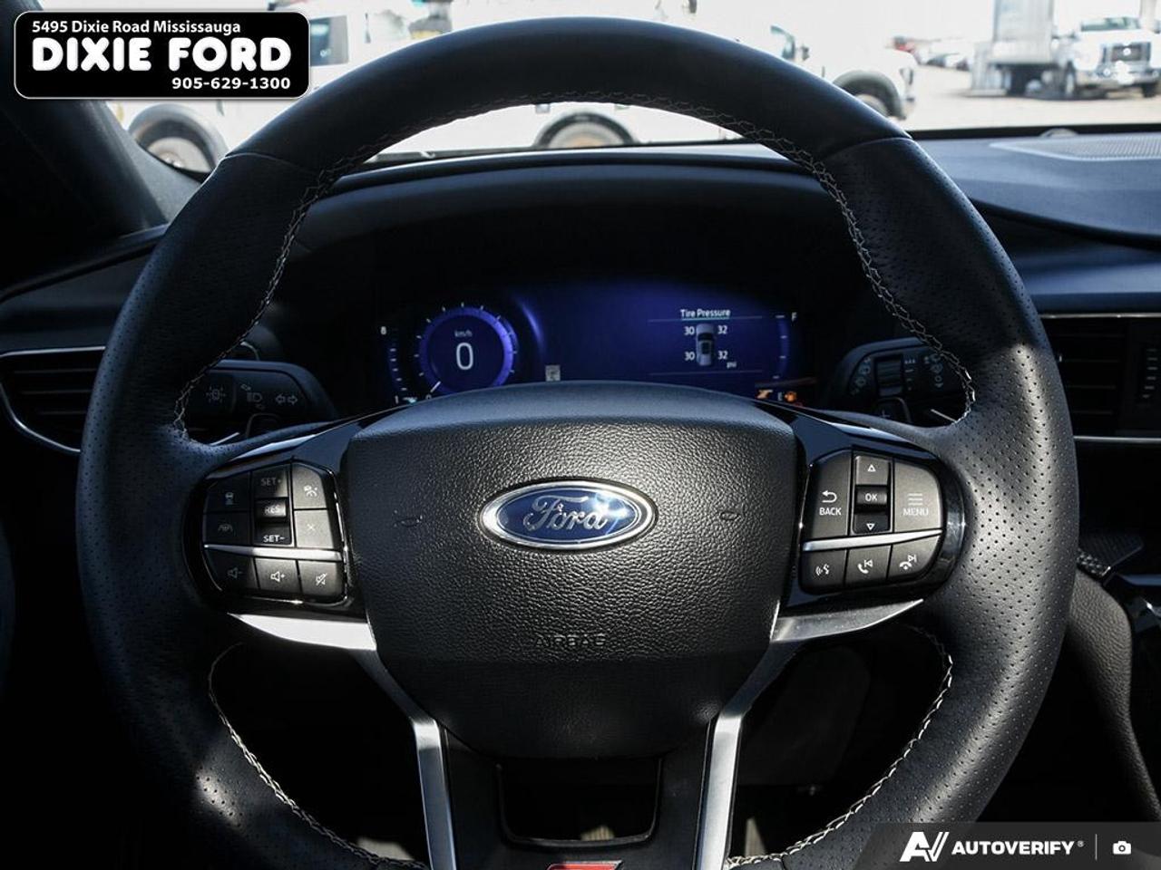 2024 Ford Explorer ST Photo