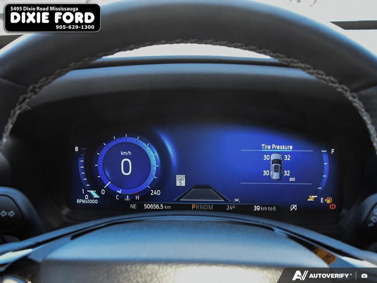 2024 Ford Explorer ST Photo