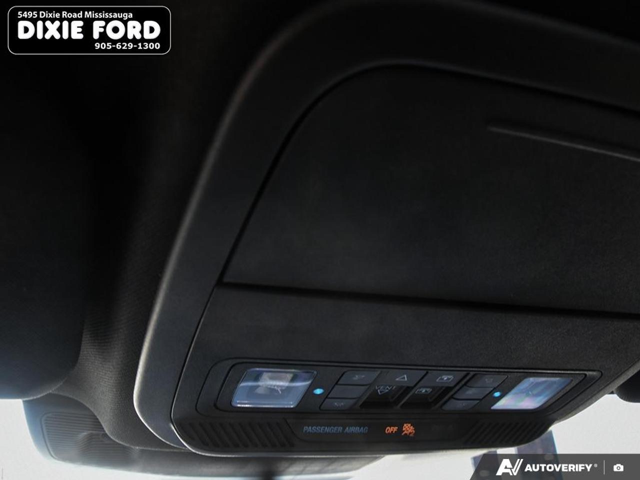 2024 Ford Explorer ST Photo