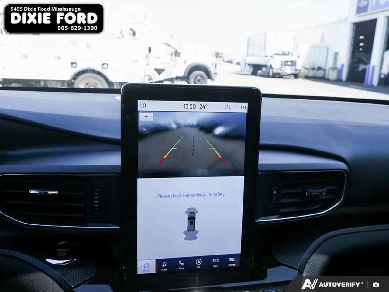 2024 Ford Explorer ST Photo
