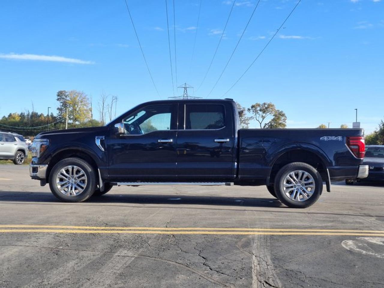 2025 Ford F-150 Lariat Crew 4X4 | 502A | 3.5L Twin Turbo EcoBoost |  Leather | Sunroof | HUD | Nav | and More ! Photo1
