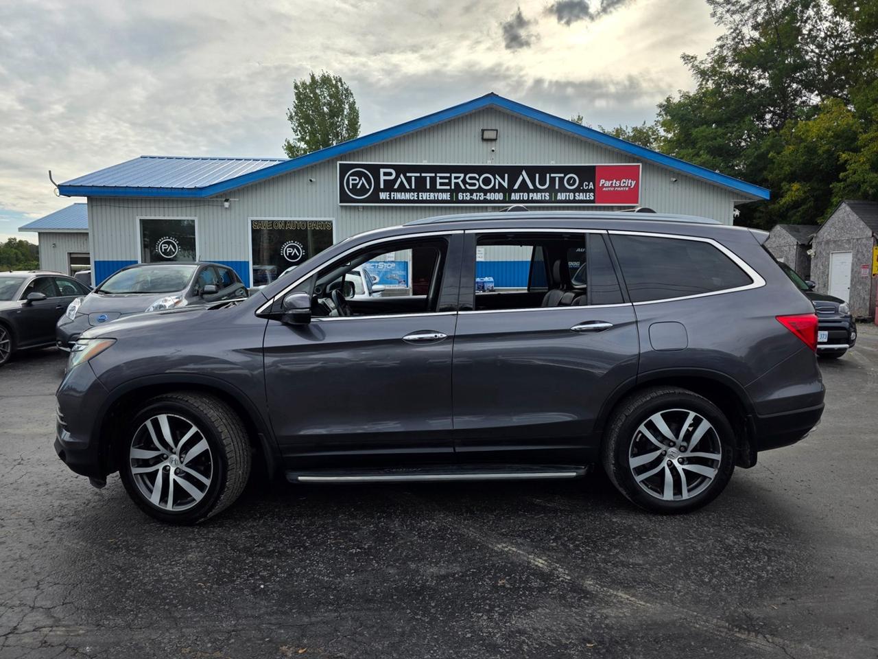 2018 Honda Pilot Touring Photo