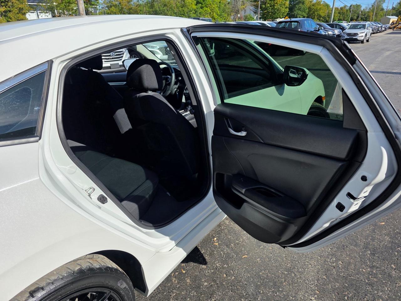 2019 Honda Civic LX Photo