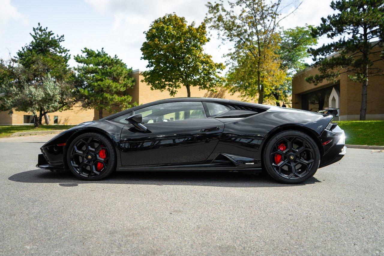 2023 Lamborghini Huracan Tecnica 2dr Photo