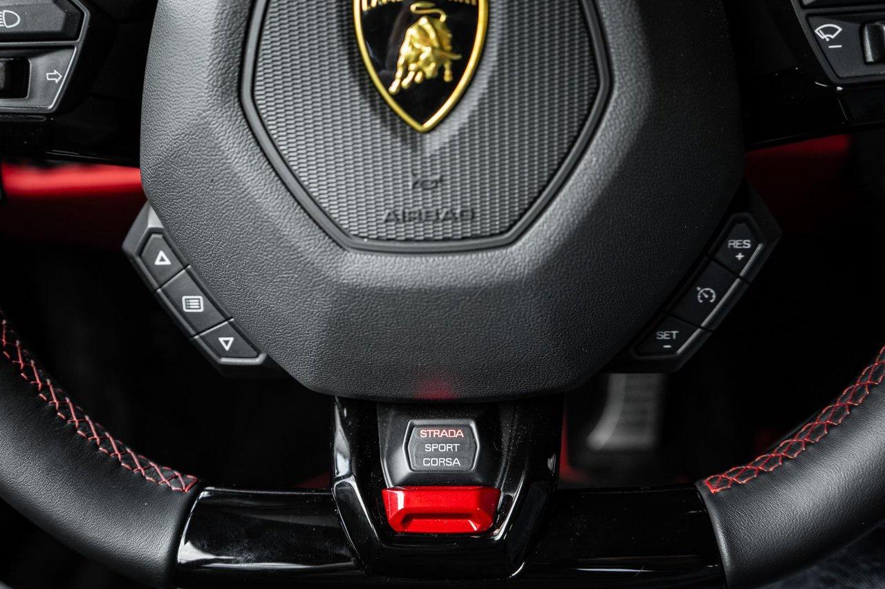 2023 Lamborghini Huracan Tecnica 2dr Photo