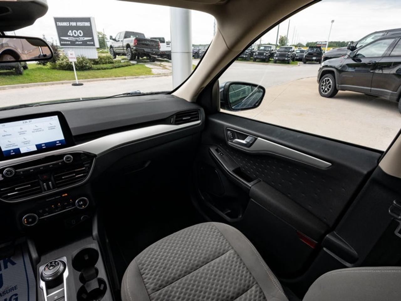 2020 Ford Escape SE Photo