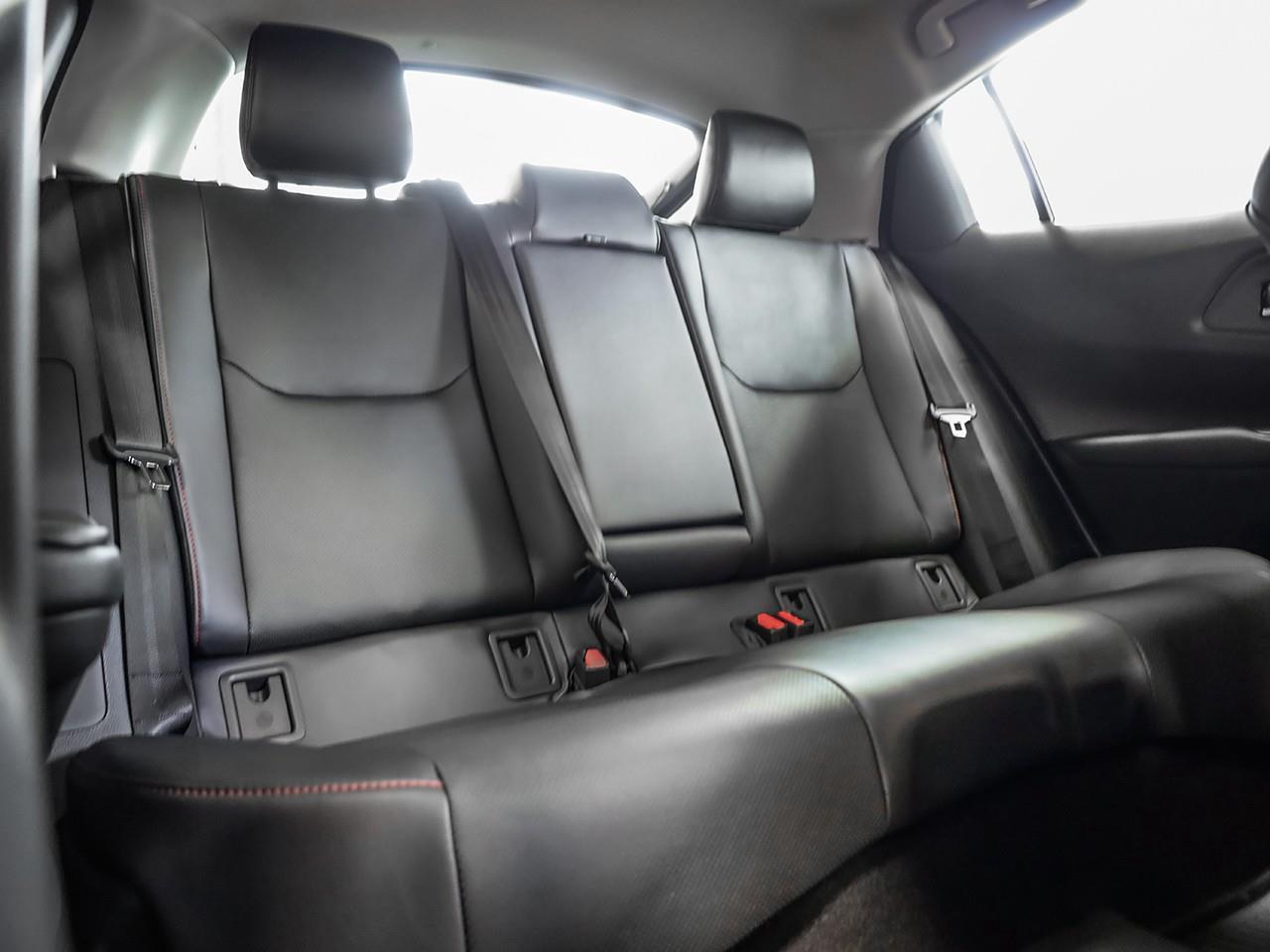 2027 Toyota Prius Plug-In Hybrid XSE Photo