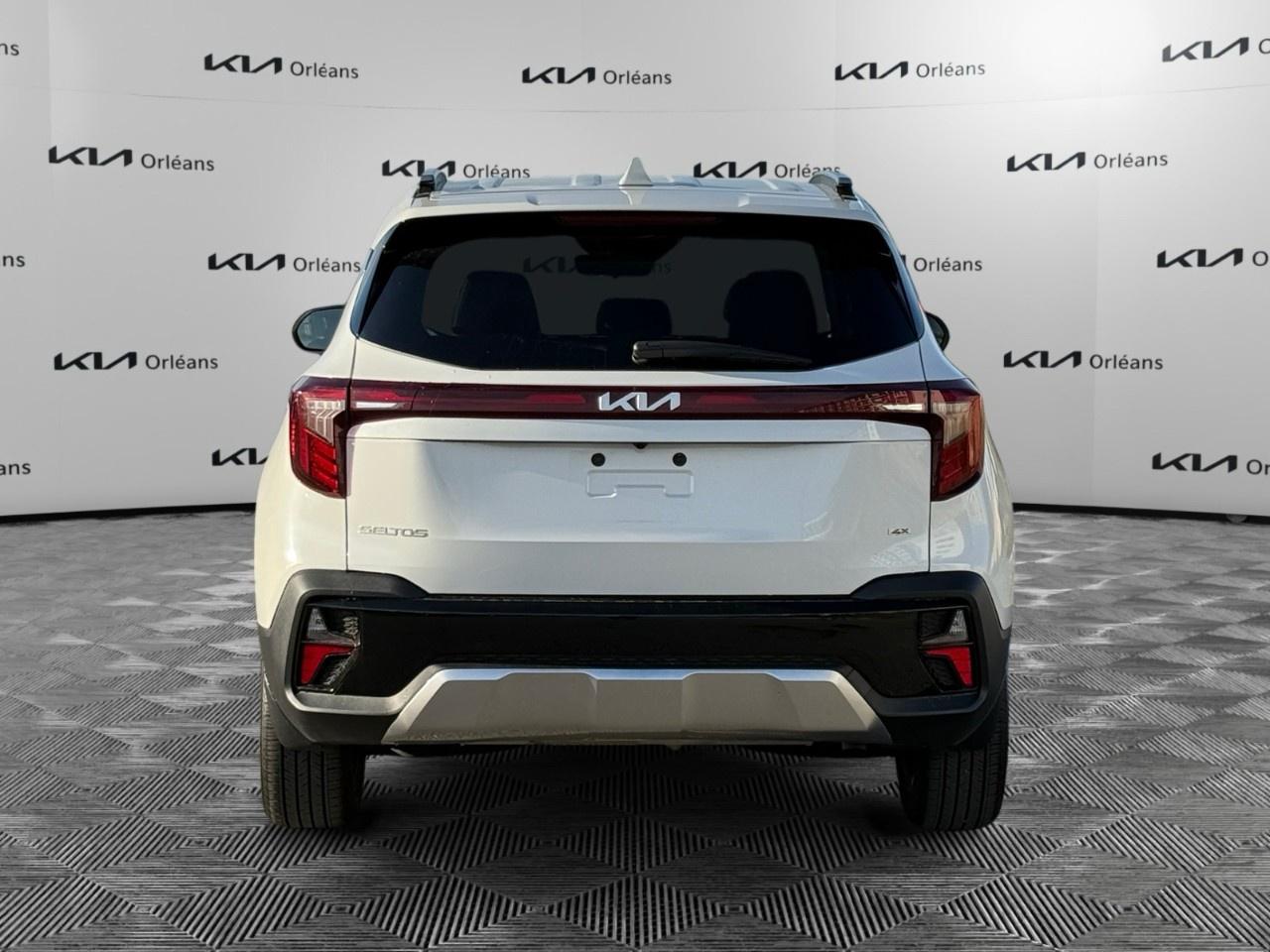2026 Kia Seltos EX AWD Photo