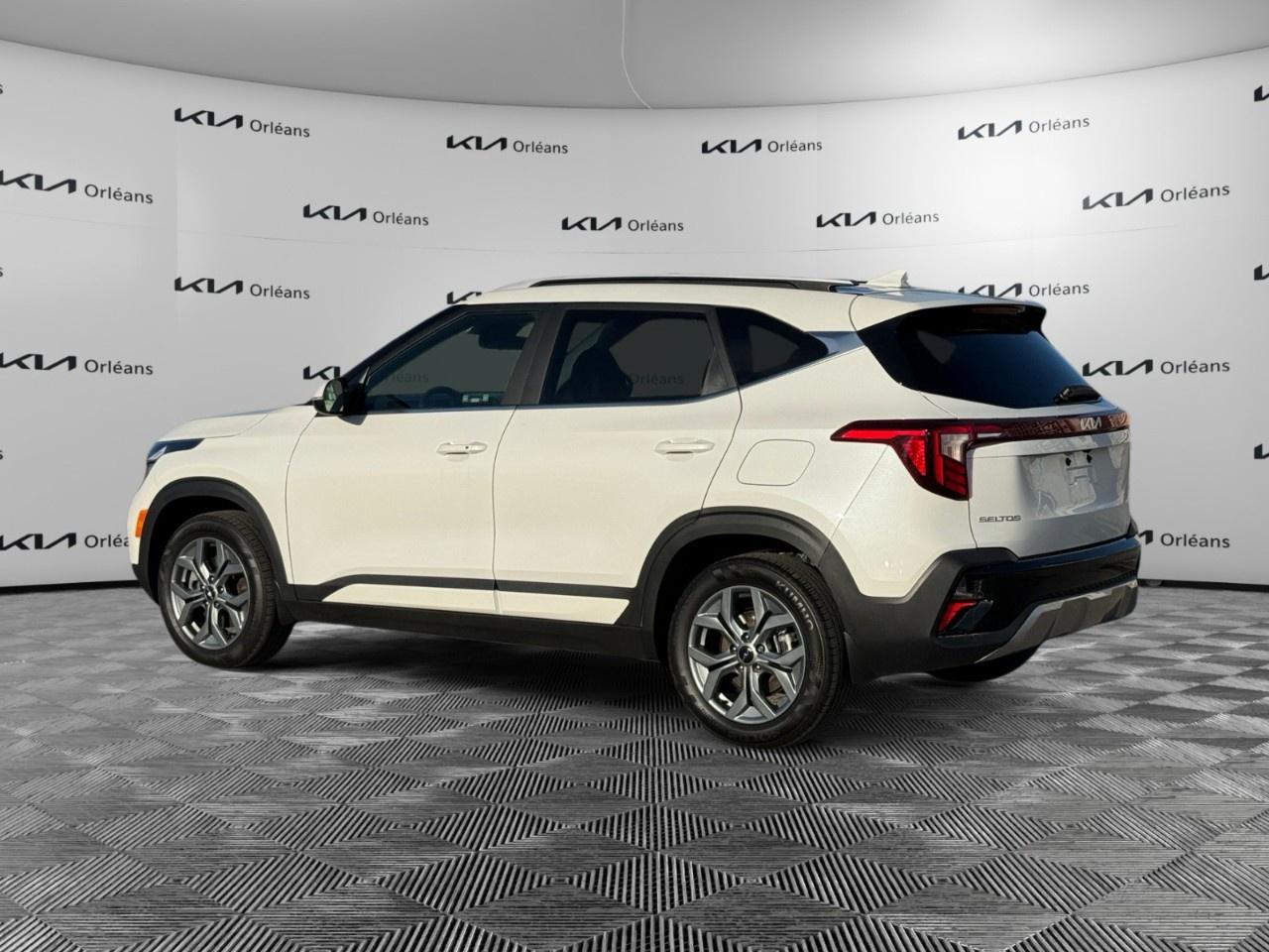 2026 Kia Seltos EX AWD Photo