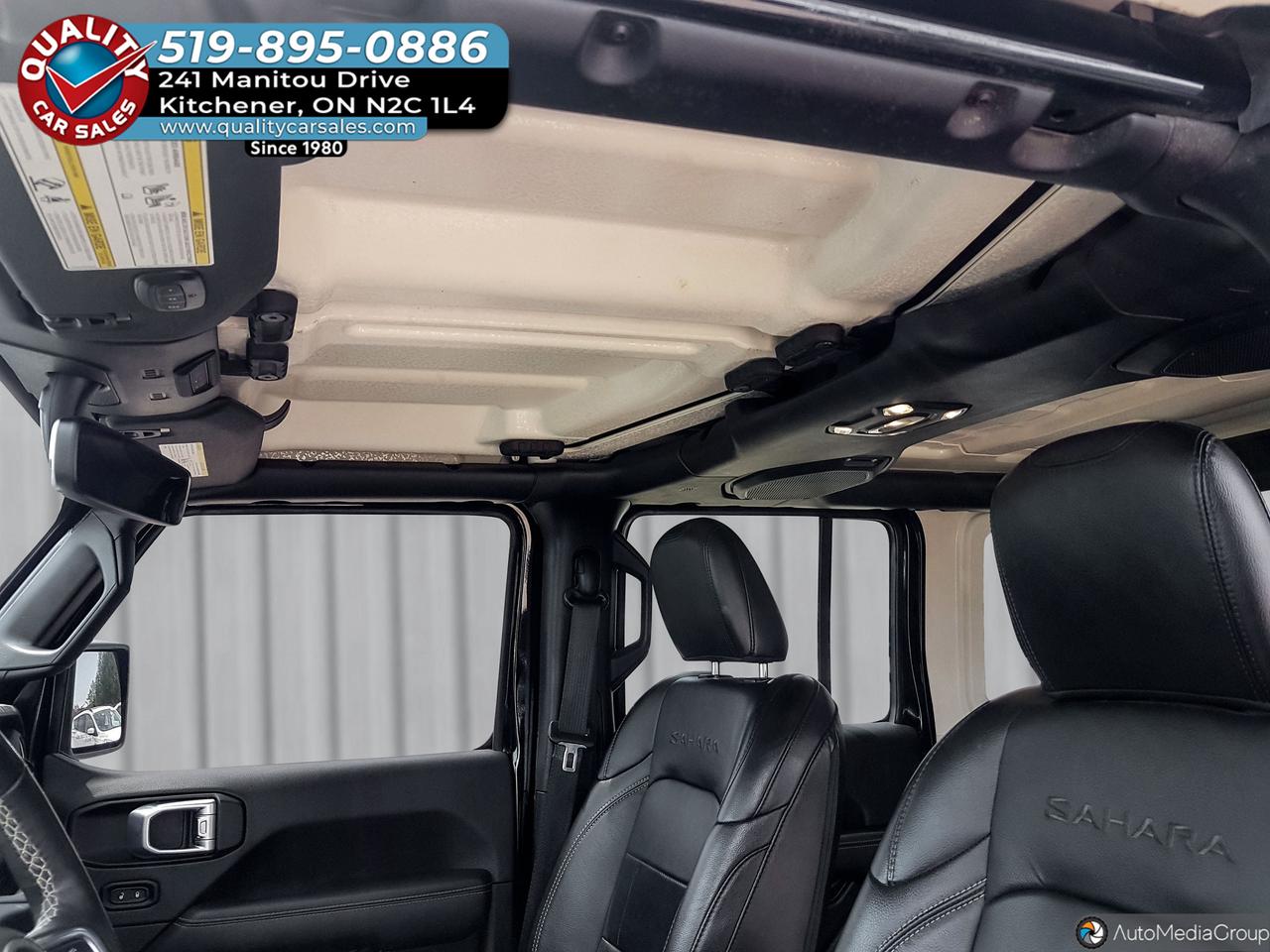 2023 Jeep Wrangler Unlimited Sahara 4x4 *LEATHER-NAVIGATION* Photo