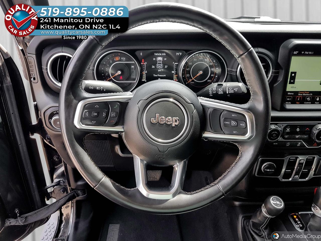 2023 Jeep Wrangler Unlimited Sahara 4x4 *LEATHER-NAVIGATION* Photo