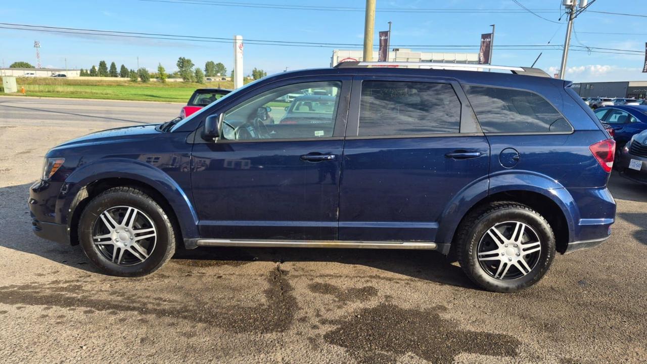 2017 Dodge Journey Crossroad, NO ACCIDENTS, WELL MAINTAINED, CERT Photo