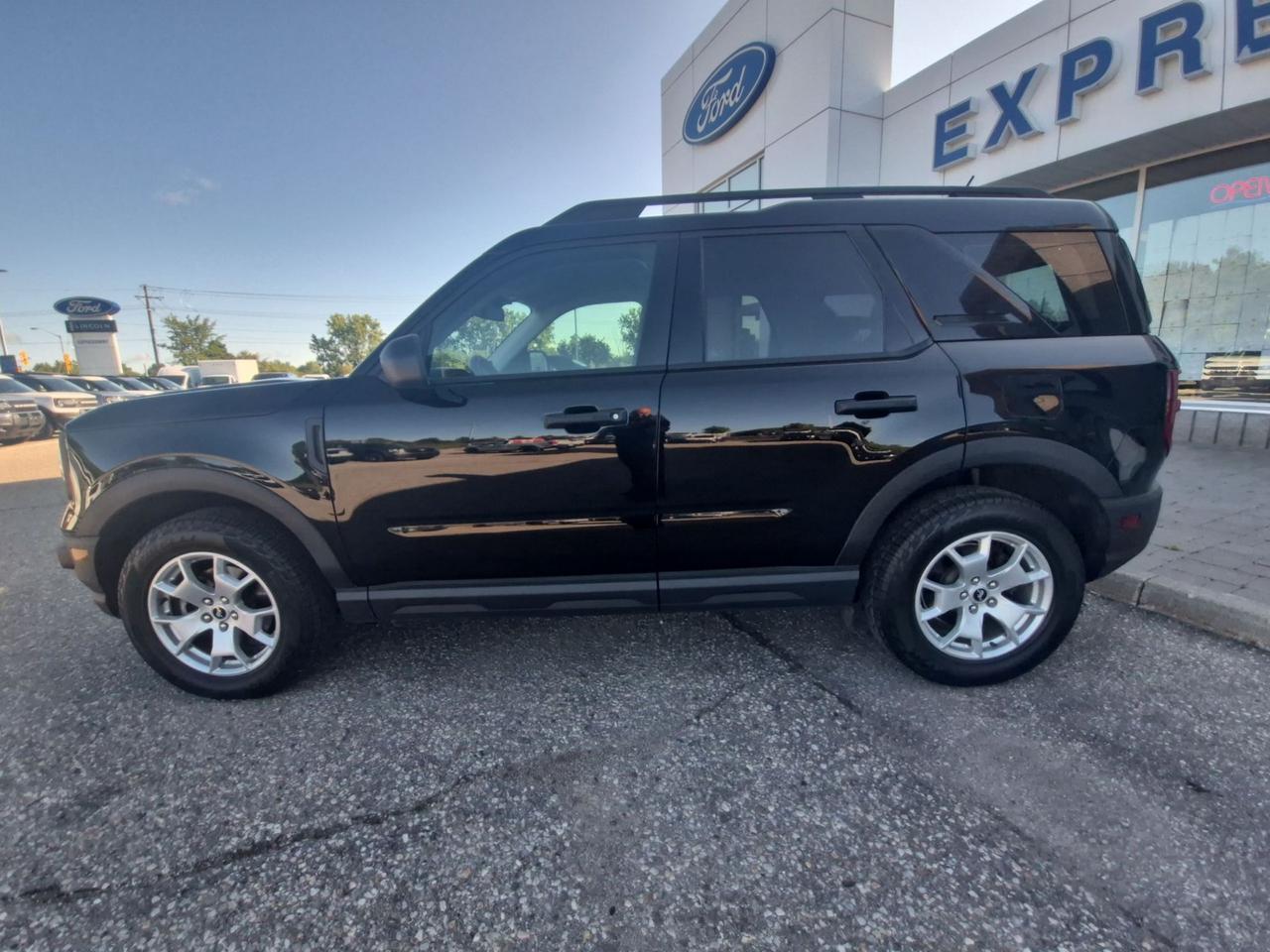 2022 Ford Bronco LOCAL TRADE! 4WD, GREAT ON GAS! REVERSE CAMERA! Photo