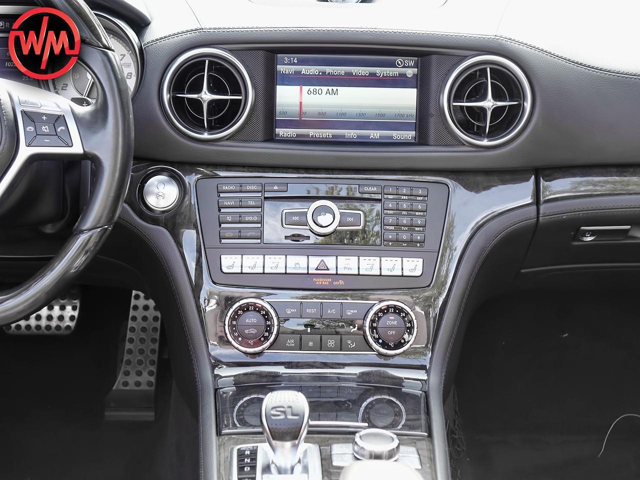 2016 Mercedes-Benz SL-Class SL 550*CONVERTIBLE*LEATHER*BLIND SPOT ASSIST Photo