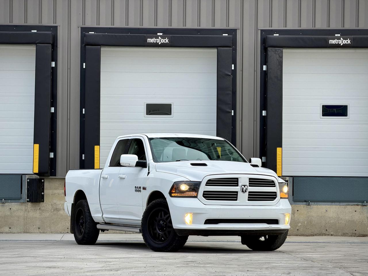 2015 RAM 1500 SPORT - Photo #1