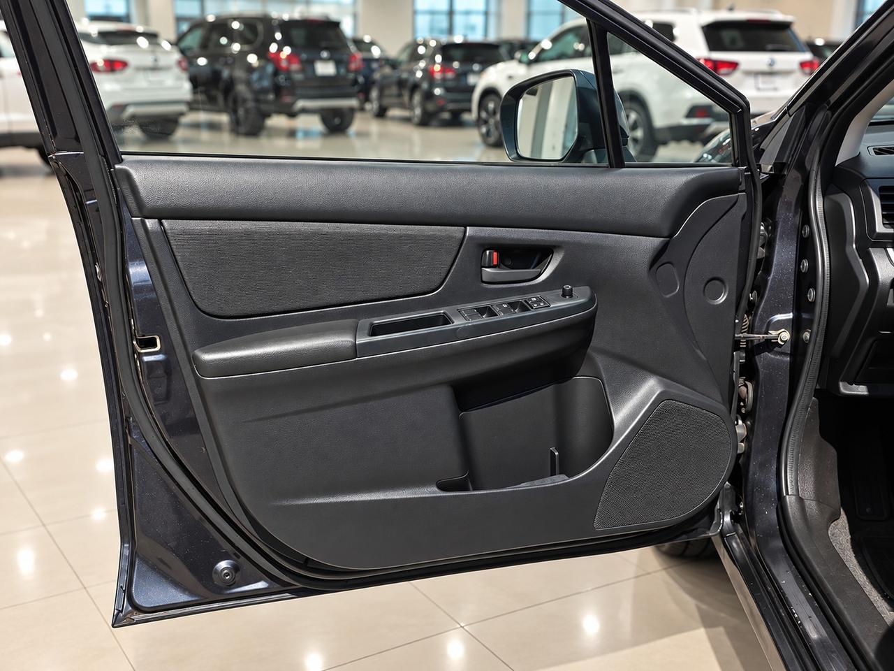 2012 Subaru Impreza 2.0i Photo