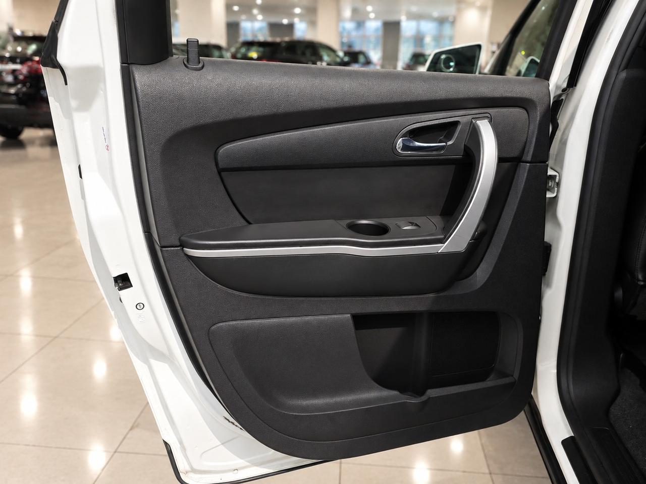 2012 GMC Acadia SLT2 Photo