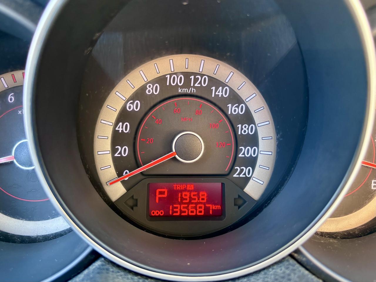 2011 Kia Forte FINANCING AVAILABLE Photo11