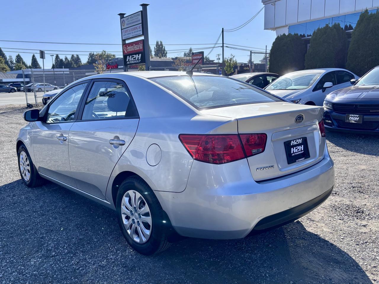 2011 Kia Forte FINANCING AVAILABLE Photo7