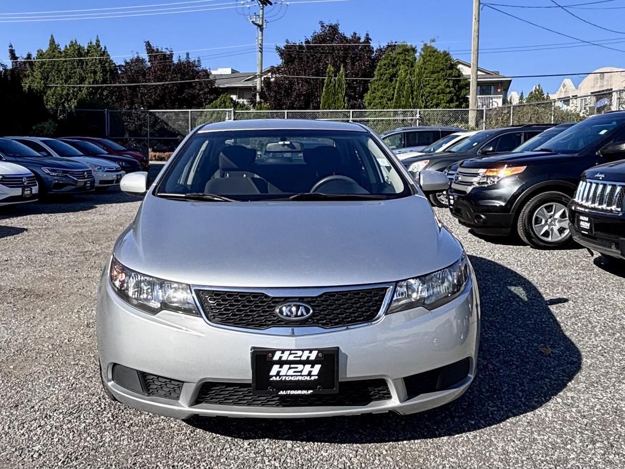 2011 Kia Forte FINANCING AVAILABLE Photo2