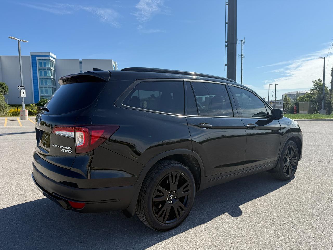 2019 Honda Pilot Black Edition Photo