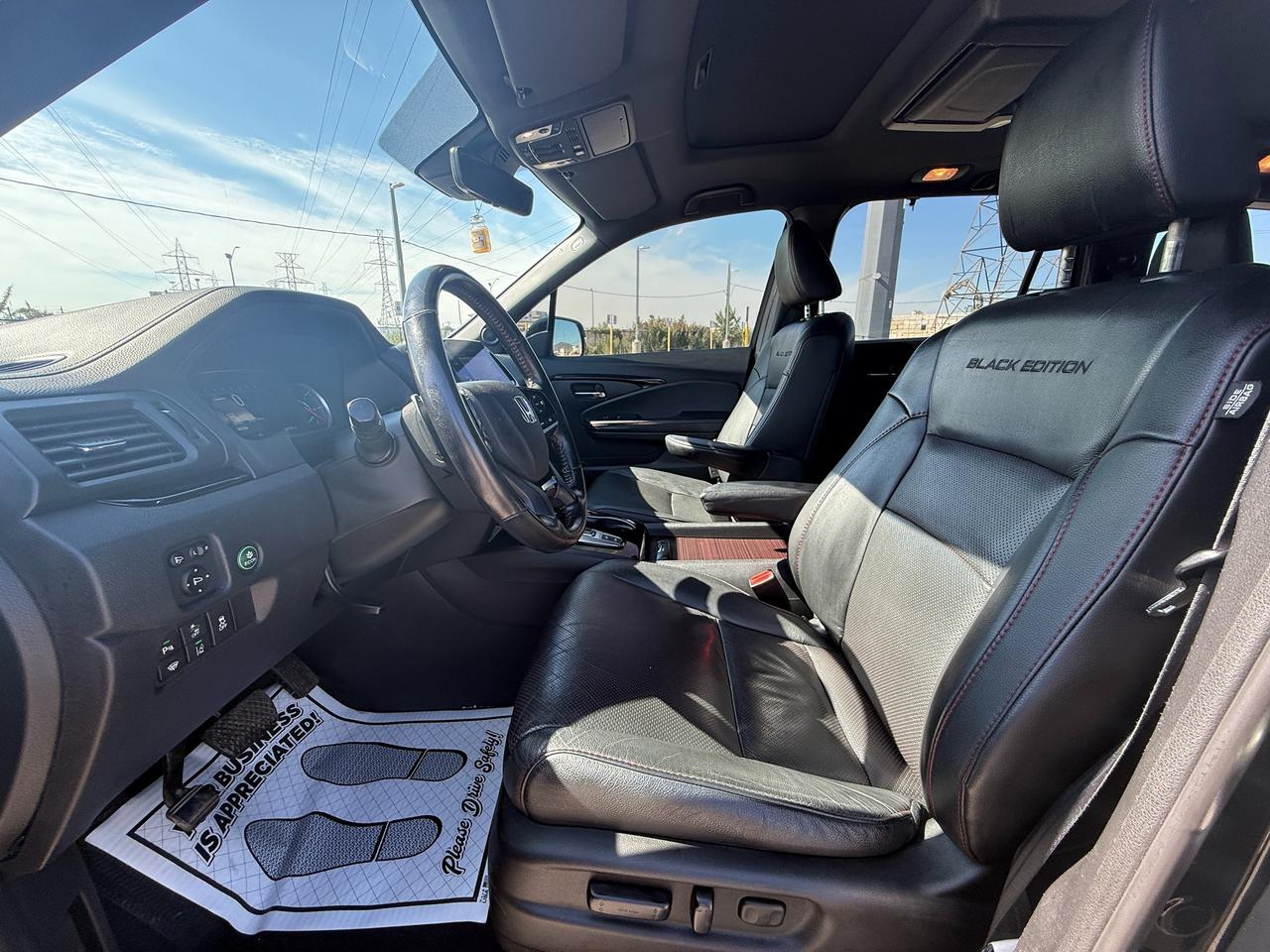 2019 Honda Pilot Black Edition Photo