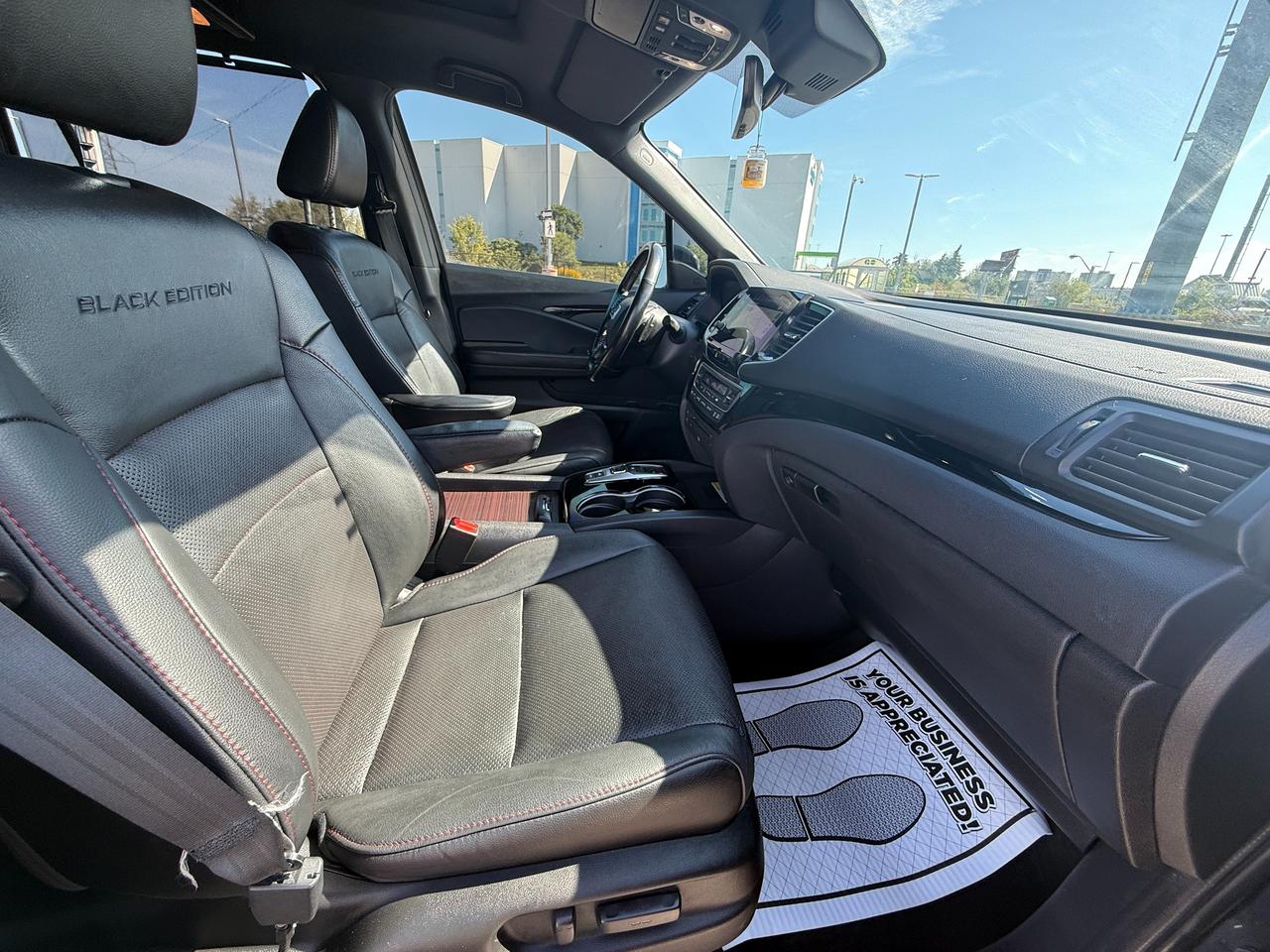 2019 Honda Pilot Black Edition Photo