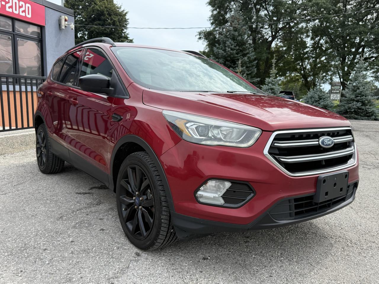 2017 Ford Escape SE | 4WD | Backup Camera | Heated Seats Photo