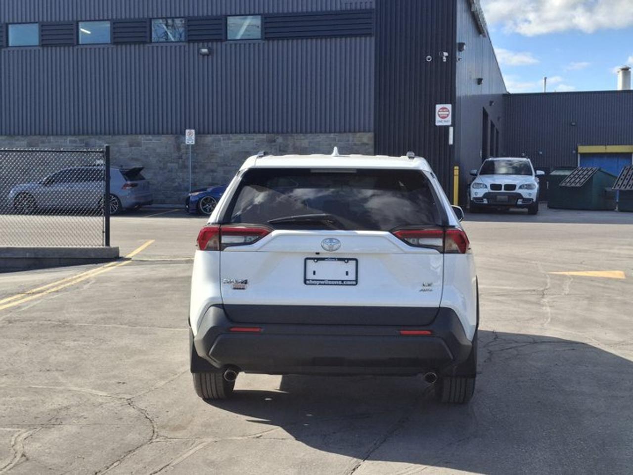 2021 Toyota RAV4 LE AWD | Heated Seats | Radar Cruise | CarPlay + Android | Rear Camera | and More ! Photo