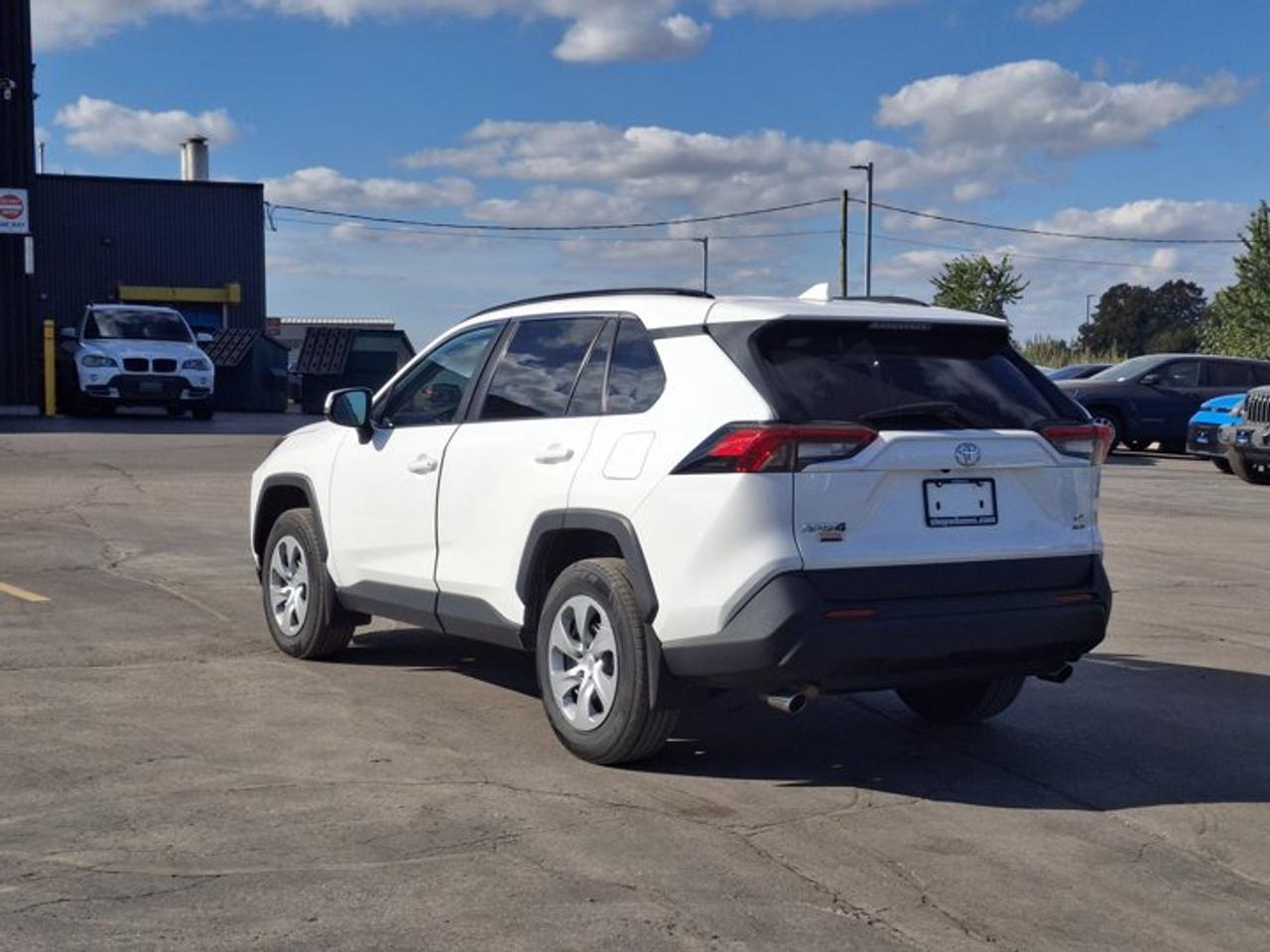 2021 Toyota RAV4 LE AWD | Heated Seats | Radar Cruise | CarPlay + Android | Rear Camera | and More ! Photo