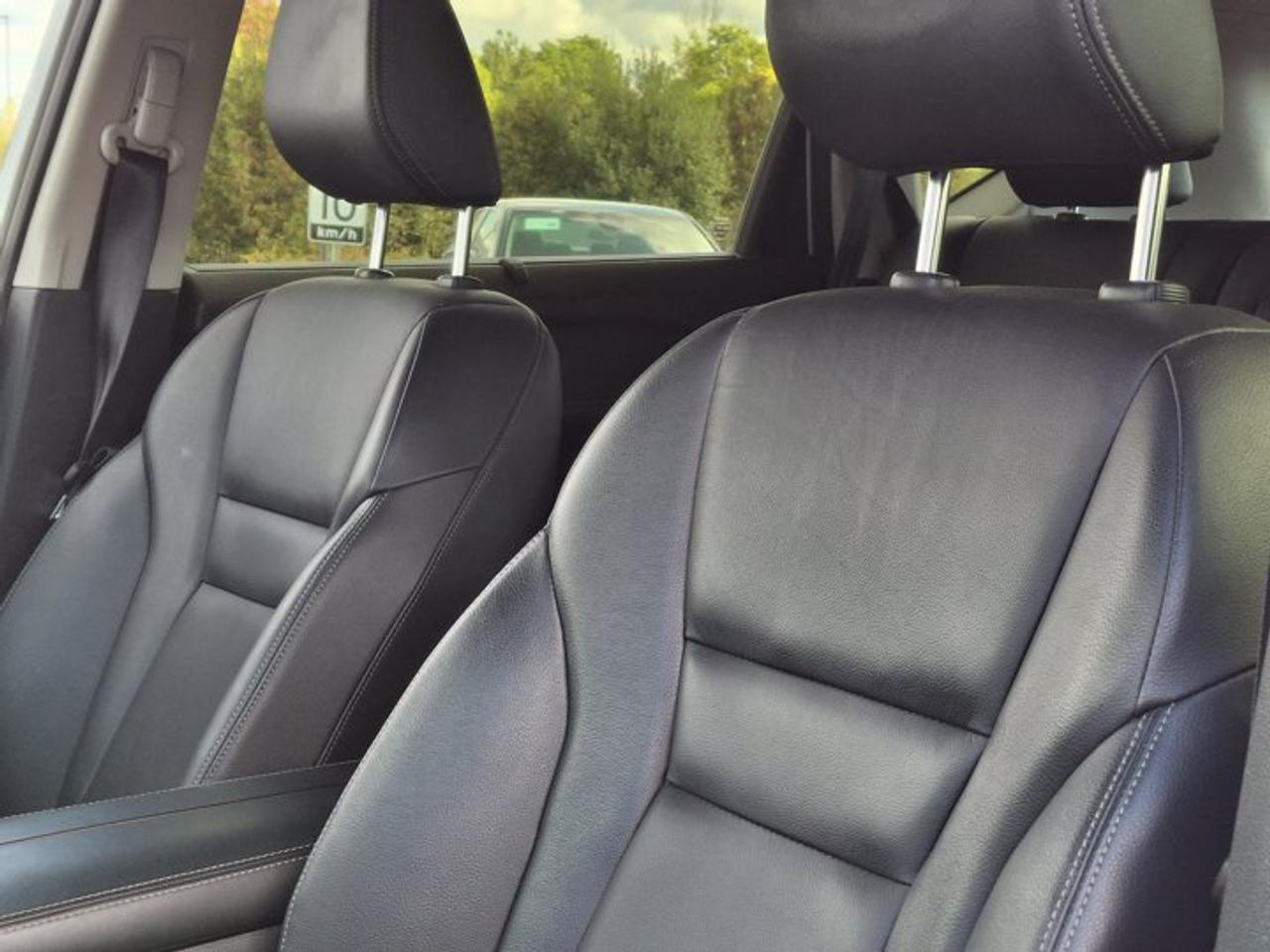 2023 Nissan Rogue SL AWD | Leather | Sunroof | Nav | 360 Camera | Smart Cruise | Heated Wheel + Seats | and More ! Photo