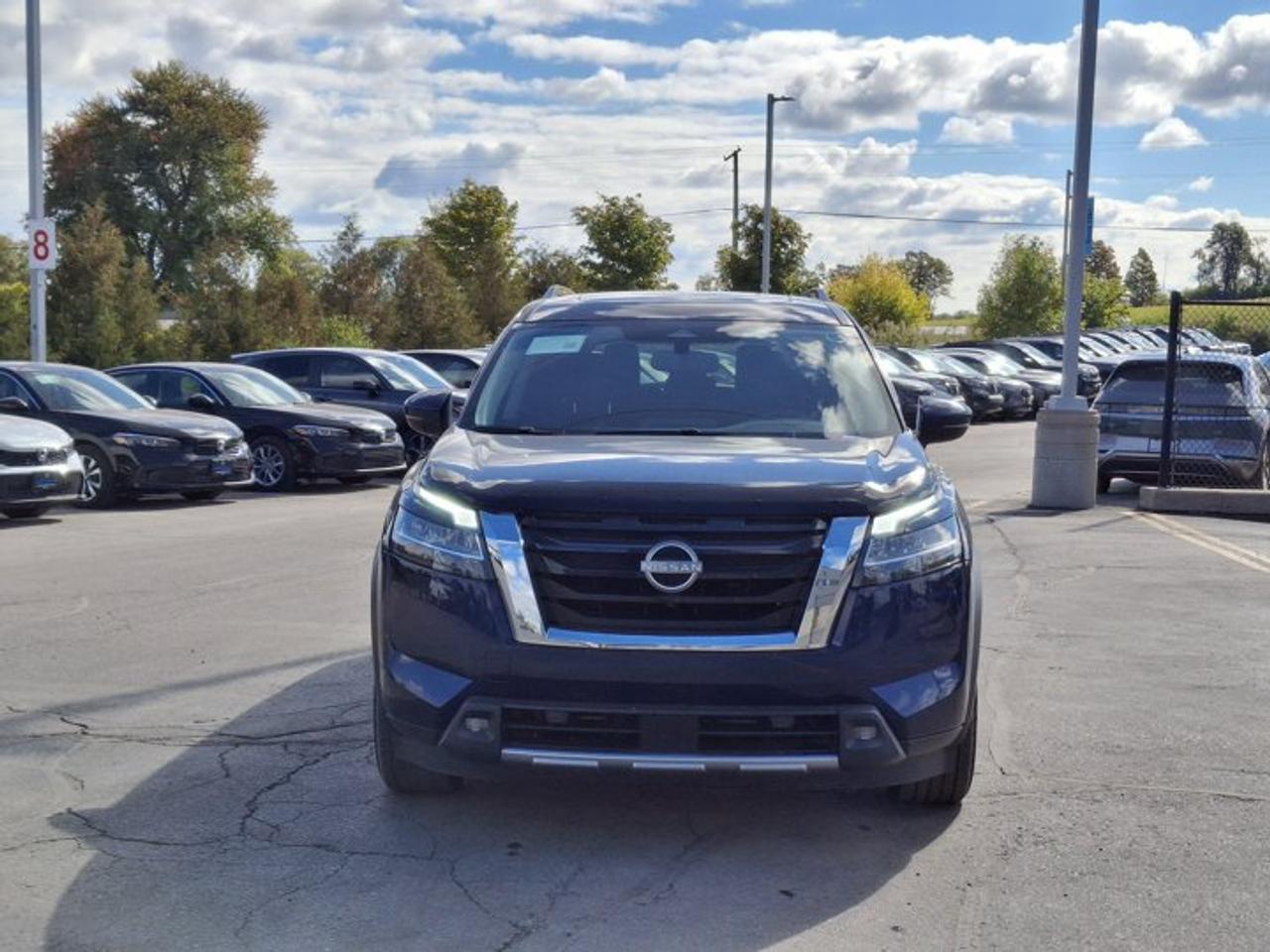 2022 Nissan Pathfinder SV 4WD | Panoramic Sunroof | 360 Camera | Heated Wheel + Seats | Adaptive Cruise | Power Seat & More Photo