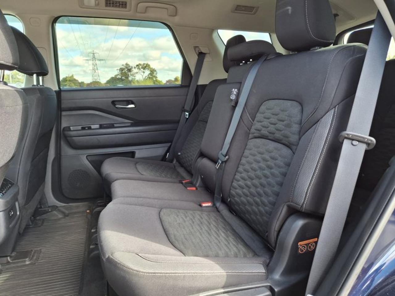 2022 Nissan Pathfinder SV 4WD | Panoramic Sunroof | 360 Camera | Heated Wheel + Seats | Adaptive Cruise | Power Seat & More Photo