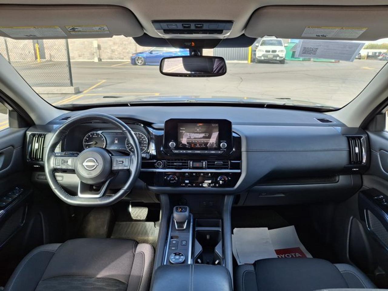 2022 Nissan Pathfinder SV 4WD | Panoramic Sunroof | 360 Camera | Heated Wheel + Seats | Adaptive Cruise | Power Seat & More Photo