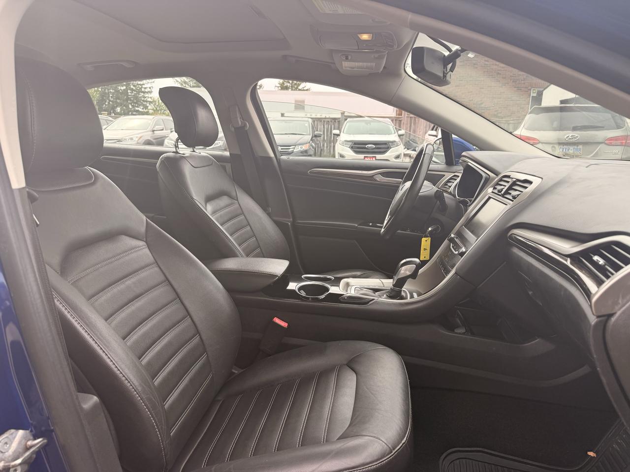 2013 Ford Fusion SE | Leather | Backup Cam Photo